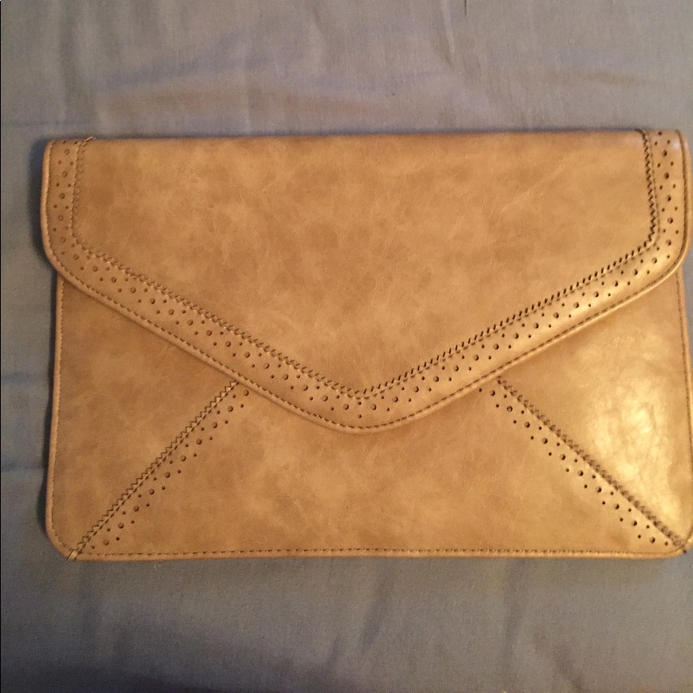 Urban Expressions clutch purse